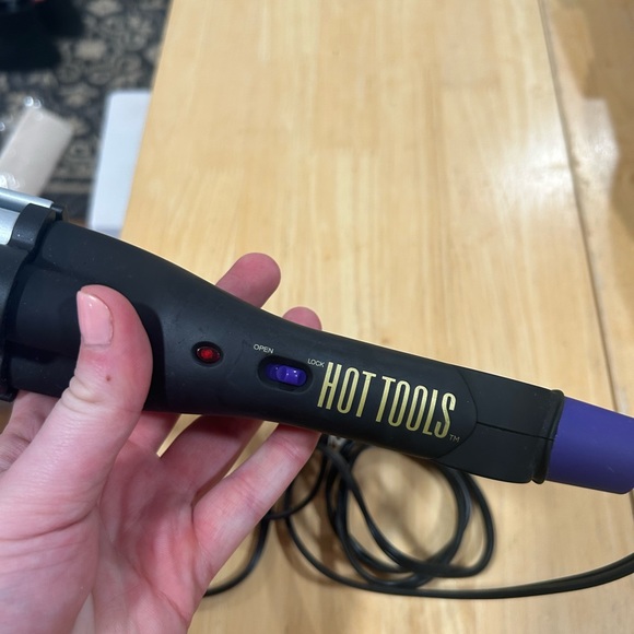 Hot Tools Waver - Picture 2 of 5